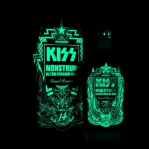 KISS 'Monstrum' 14 Year Old Grand Reserve Ultra Premium Rum Gift Box - Image 2